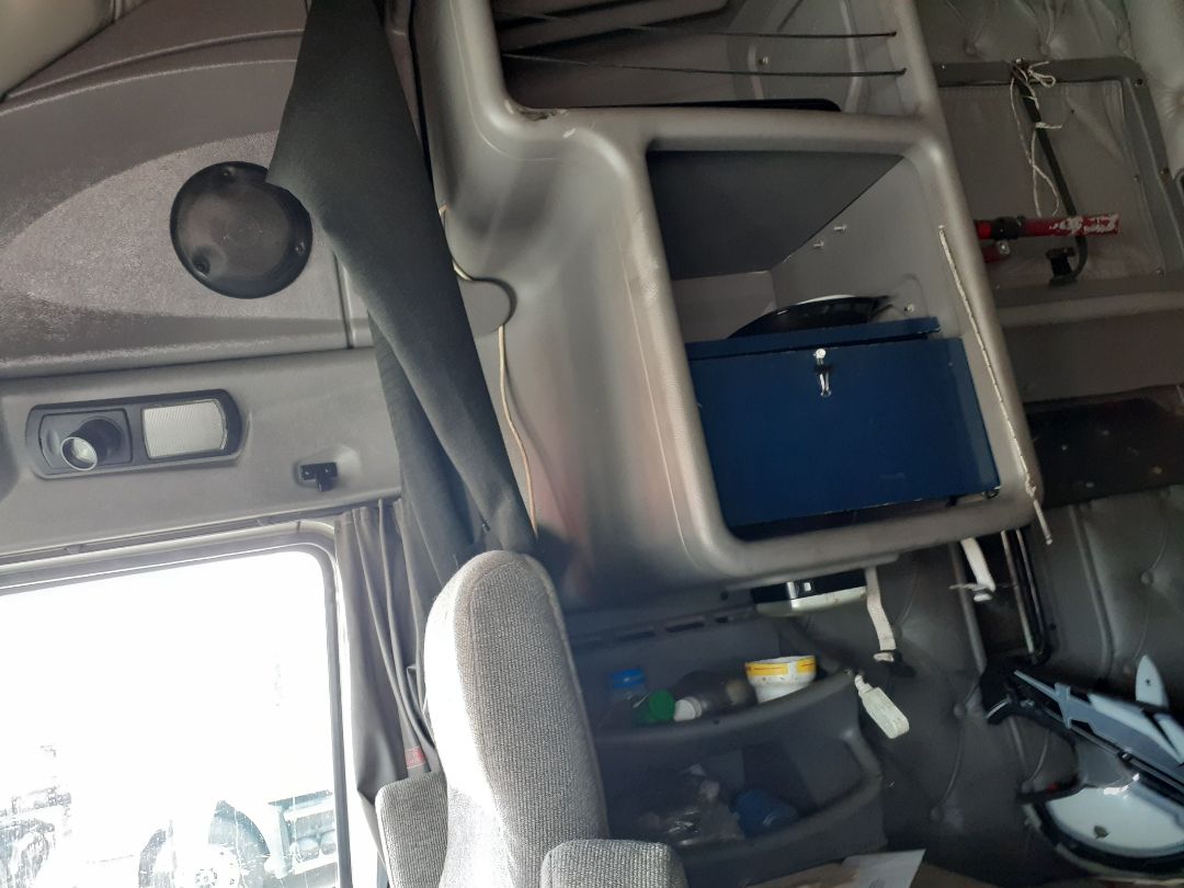 2013 KENWORTH T 700 - Image 23